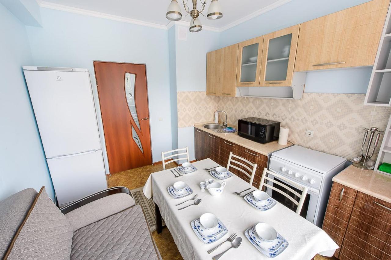 Apartment Оn Makatayeva 5 B Almatý Exterior foto