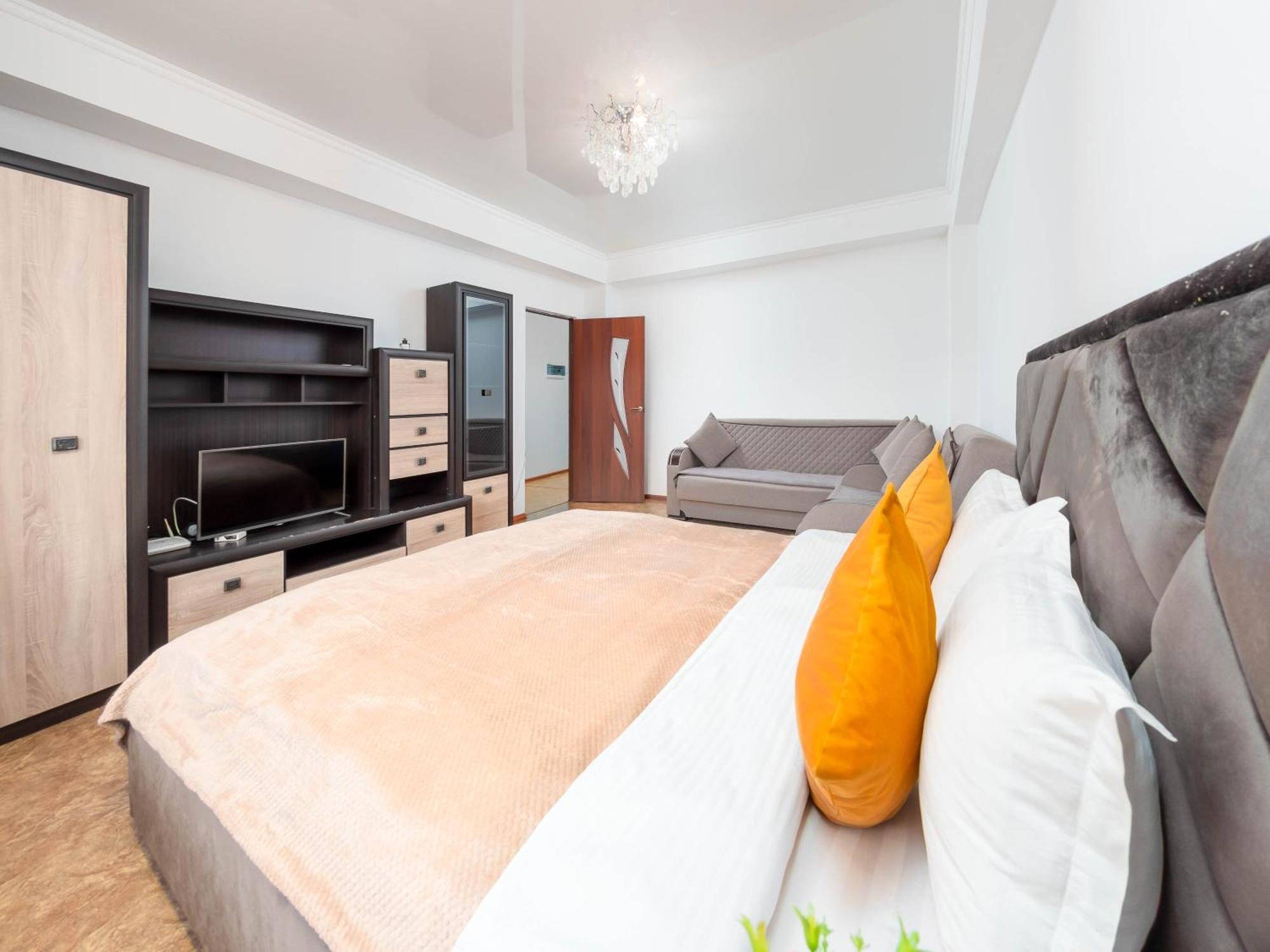 Apartment Оn Makatayeva 5 B Almatý Exterior foto